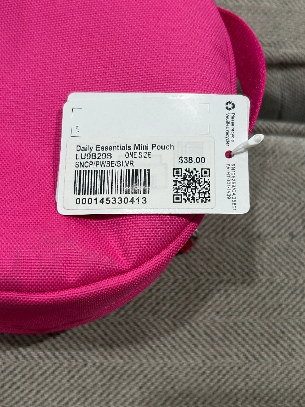 Lululemon Daily Essentials Mini Pouch In Pink Round Zip-Up NWT